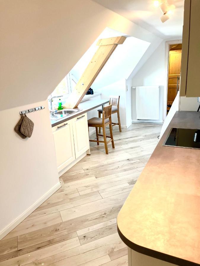Zur Alten Boddenfischerei Ferienwohnung Heidezauber Neuendorf Heide Zewnętrze zdjęcie